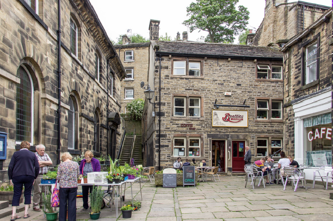 Electric Heating in Holmfirth: Reliable Warmth for Every Season