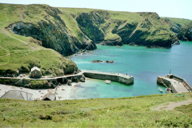  Electric Heating in Mullion Cornwall: Your Mullion Heating Specialists