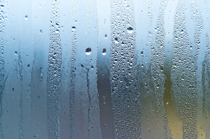 How to stop condensation on windows: ventilation and heating patterns that help